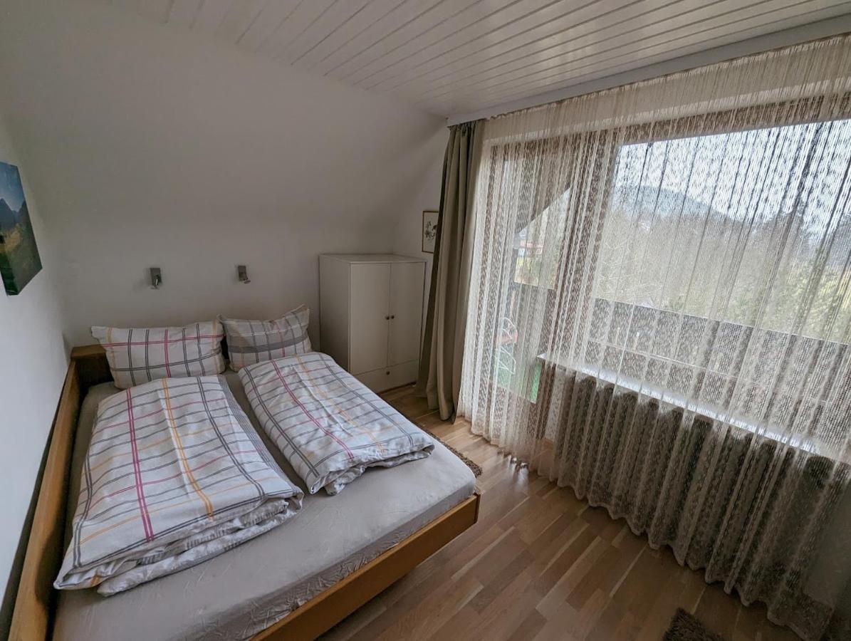 C4 Albmatte-Fewo Sauna, Hallenbad Aussenbecken Massagen Nebenan Менценшванд Экстерьер фото