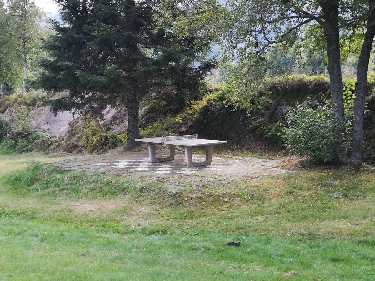 C4 Albmatte-Fewo Sauna, Hallenbad Aussenbecken Massagen Nebenan Менценшванд Экстерьер фото